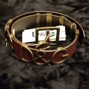 💯 Auth D&G Brown Leather belt size 80 or 30 US